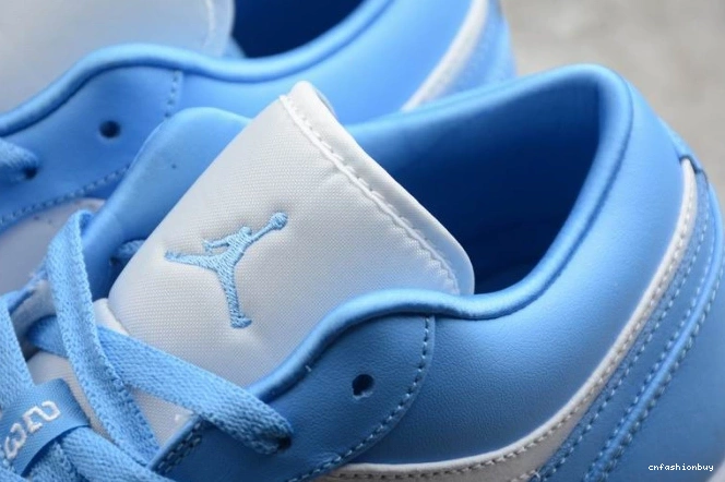 Jordan Low (W) 1 Air AO9944-441 UNC 1114